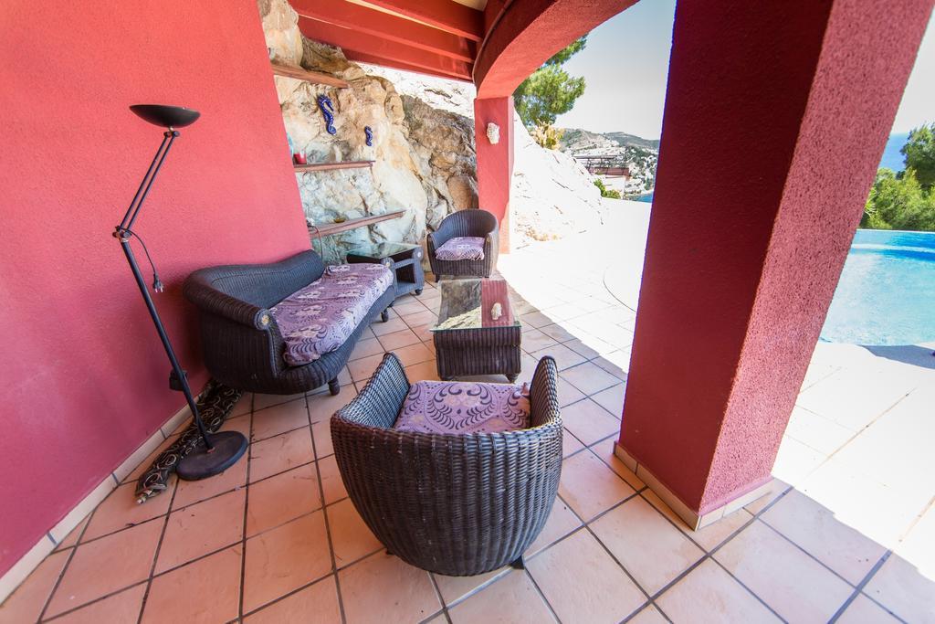 Villa Escapade Roses Exterior foto