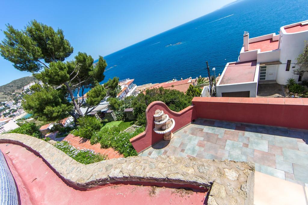 Villa Escapade Roses Exterior foto